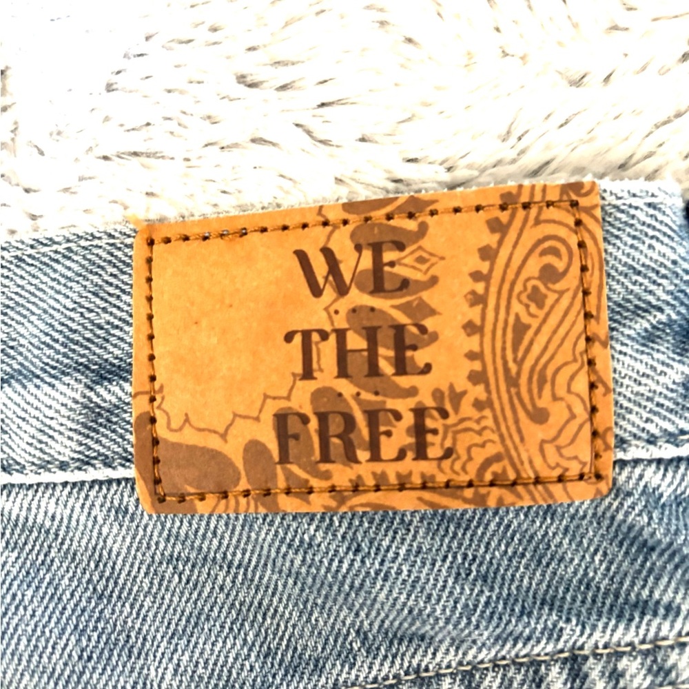 We The Free Light Blue Denim Shorts sz28 - Picture 11 of 13
